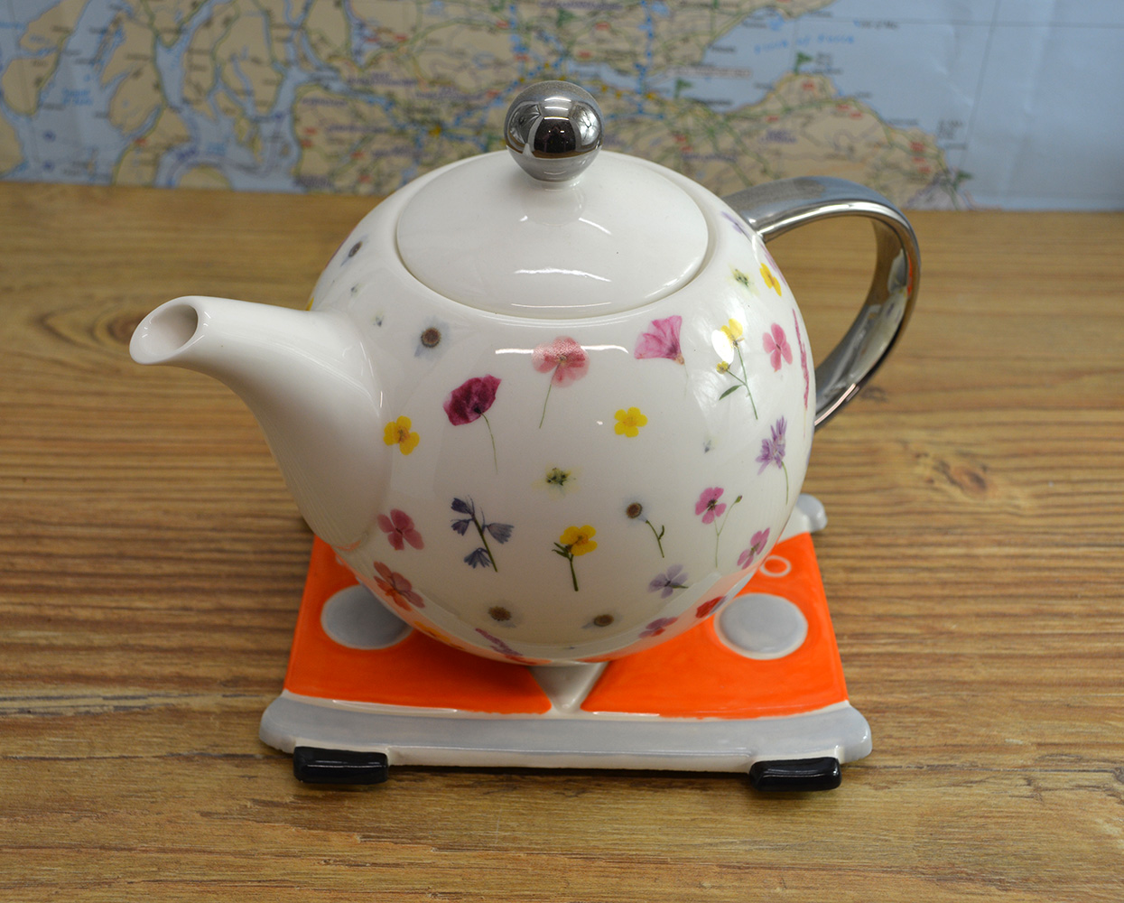 Handmade Ceramic VW Campervan Teapot Stand - Image 2