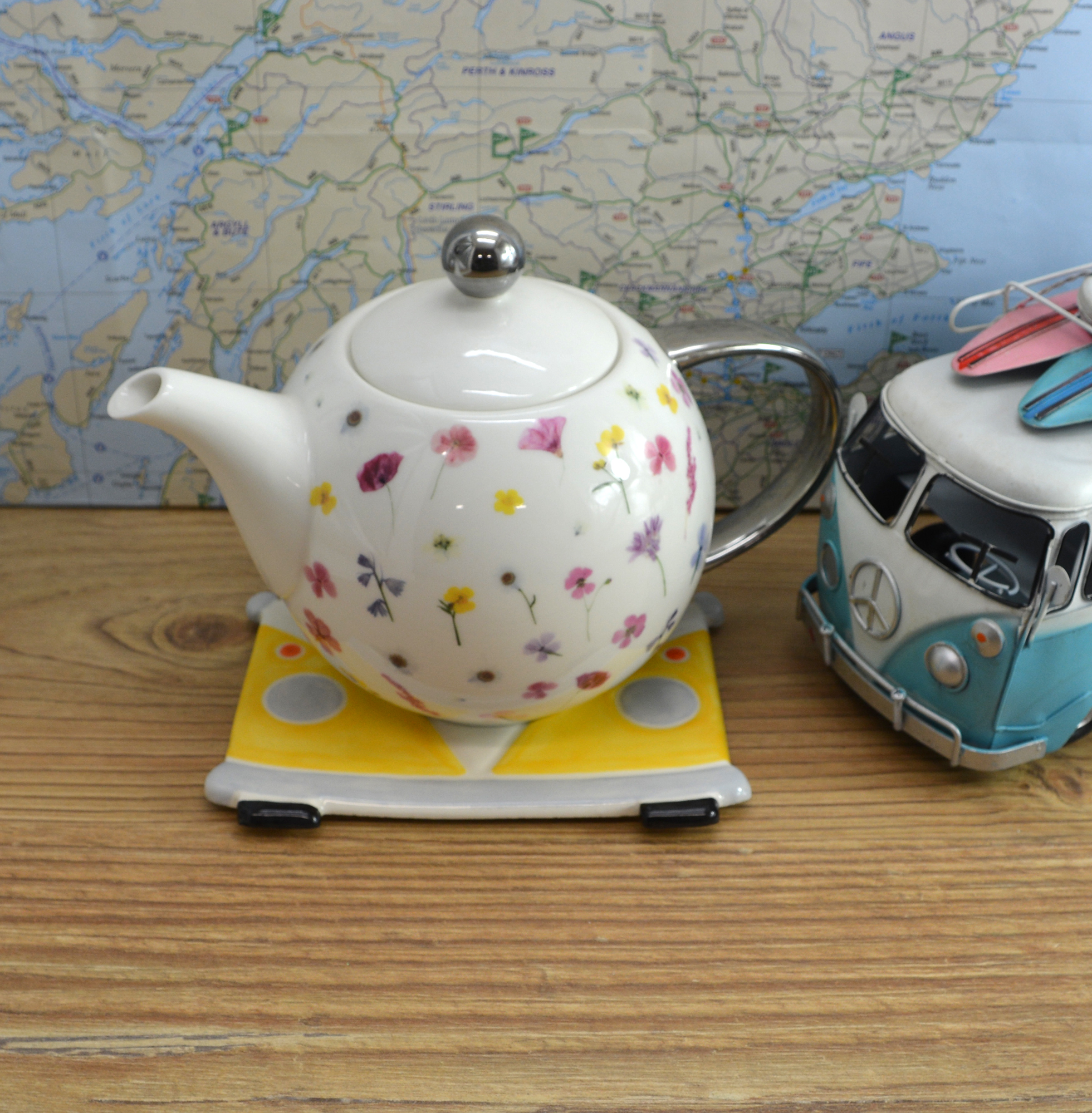 Handmade Ceramic VW Campervan Teapot Stand - Image 8